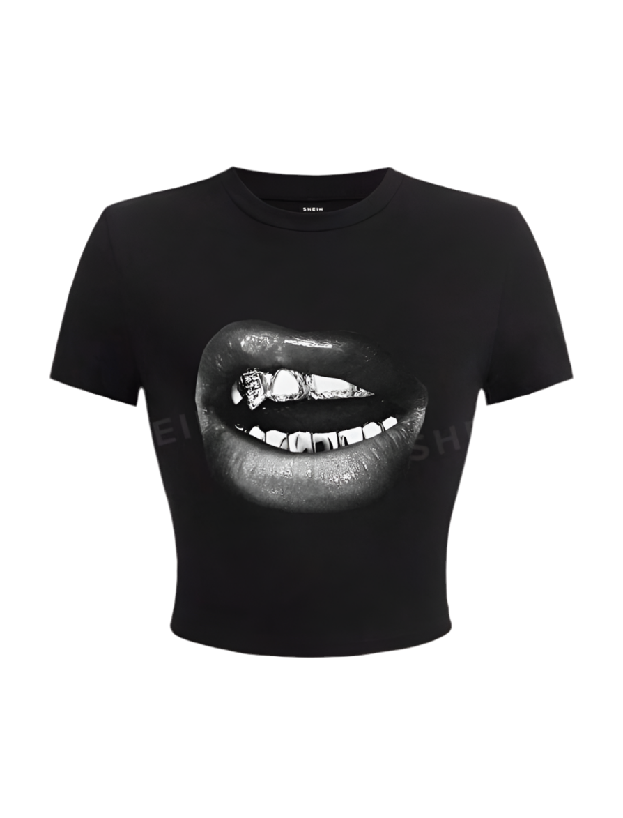 Graphic Lip Design Crop Top