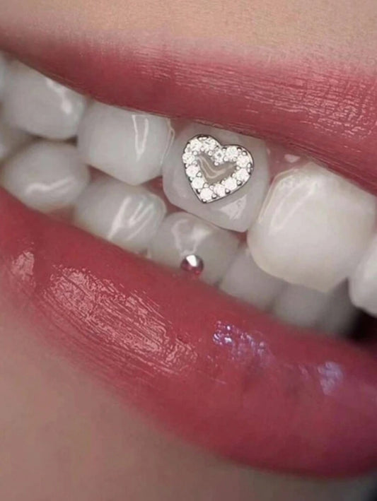 Heart shaped tooth diamond